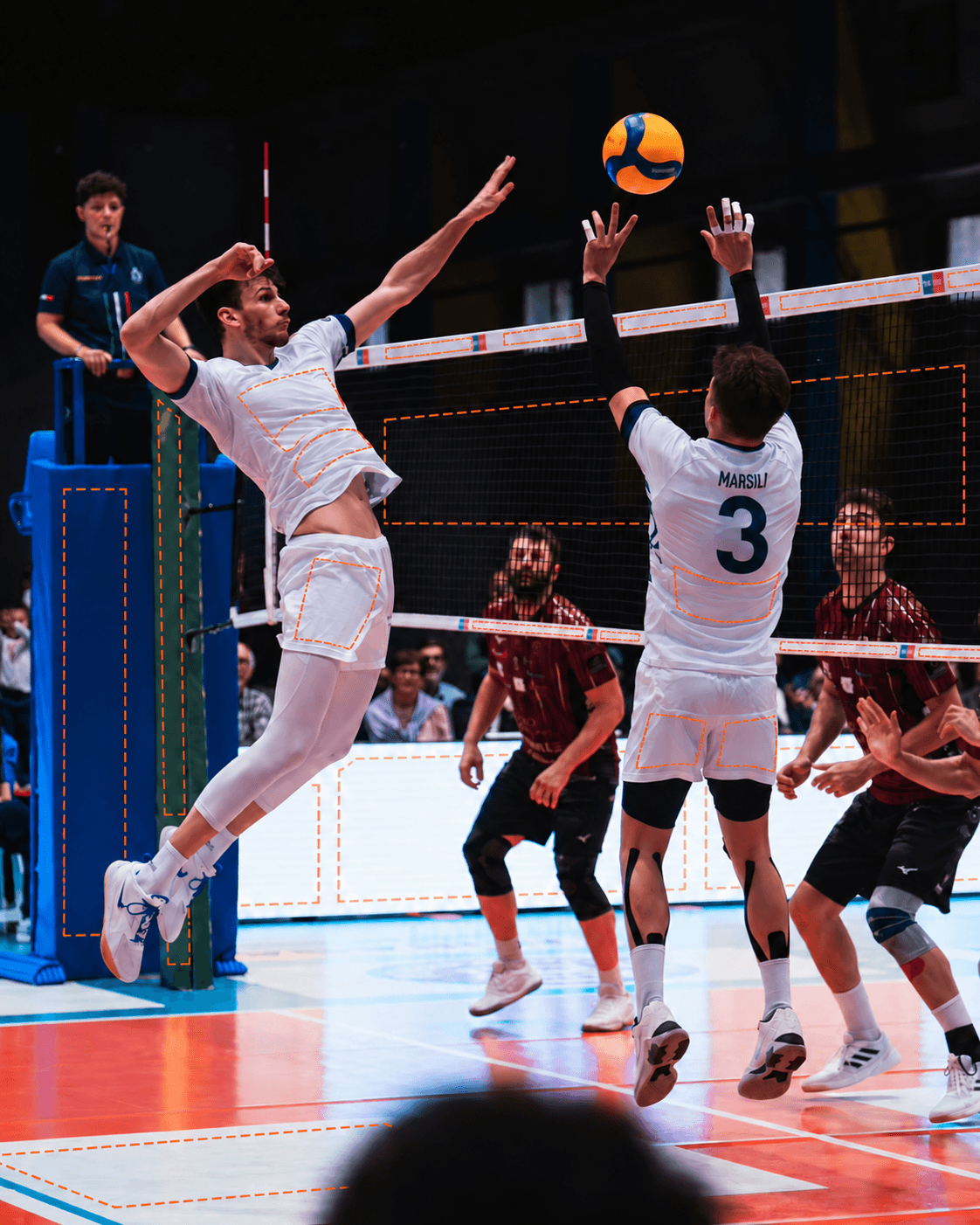 Pallavolo Belluno volleyball match, with selectable sponsorship areas on the white kit and court equipment